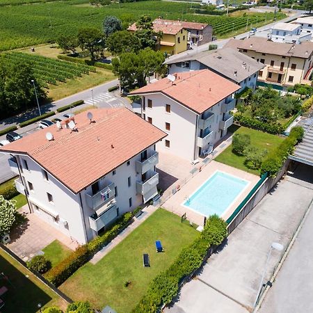 Wolf House - Sirmione Holiday Eksteriør bilde