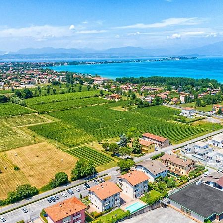 Wolf House - Sirmione Holiday Eksteriør bilde