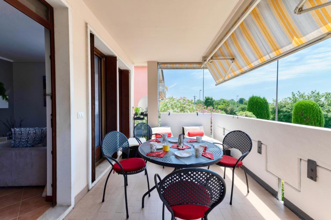 Wolf House - Sirmione Holiday Eksteriør bilde